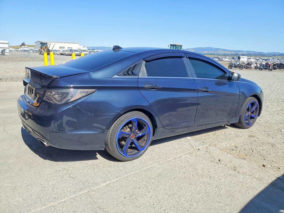 2011 Hyundai Sonata მანქანა იყიდება აუქციონზე, vin: 5NPEC4AC0BH175660, აუქციონის ნომერი: 54175616