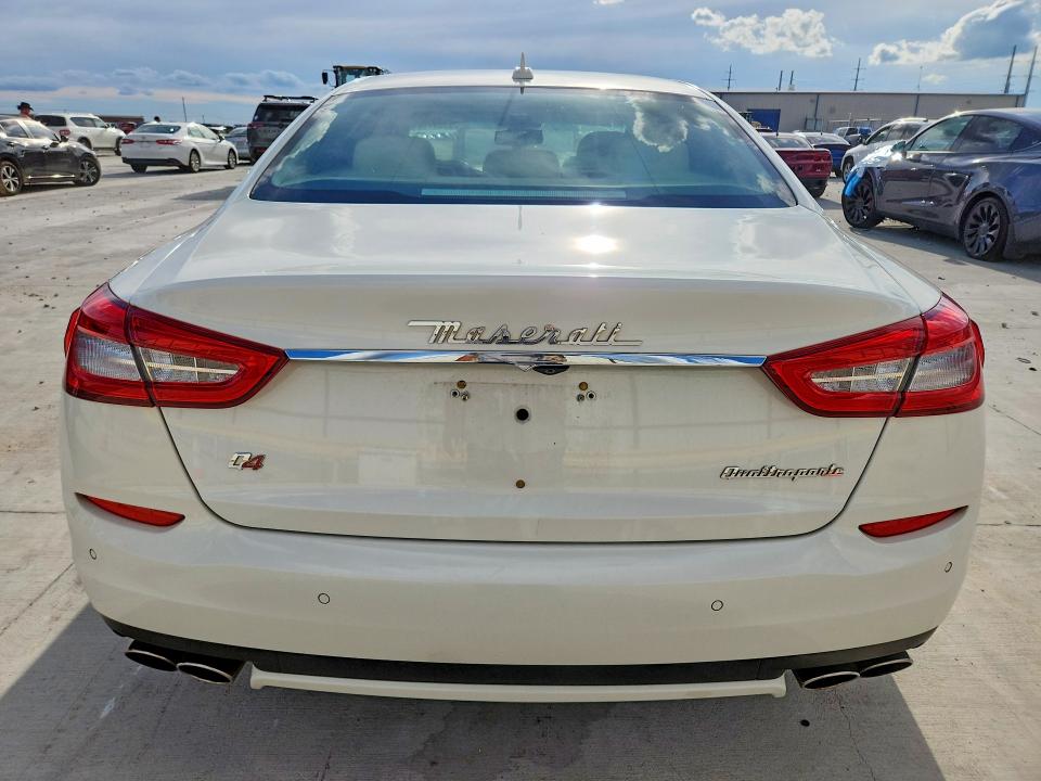 55397526 :رقم المزاد ، ZAM56RRA7F1151162 vin ، 2015 Maserati Quattroporte مزاد بيع