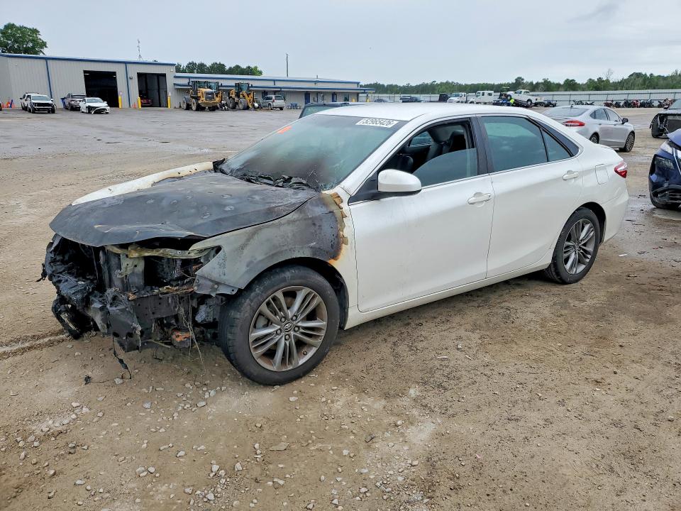 2016 Toyota Camry მანქანა იყიდება აუქციონზე, vin: 4T1BF1FK2GU545900, აუქციონის ნომერი: 52965426