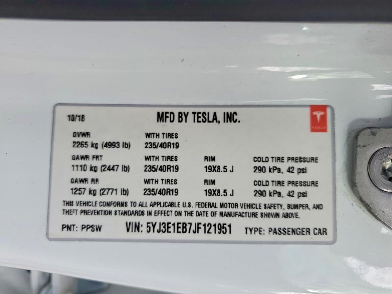 2018 Tesla Model 3 მანქანა იყიდება აუქციონზე, vin: 5YJ3E1EB7JF121951, აუქციონის ნომერი: 51957926