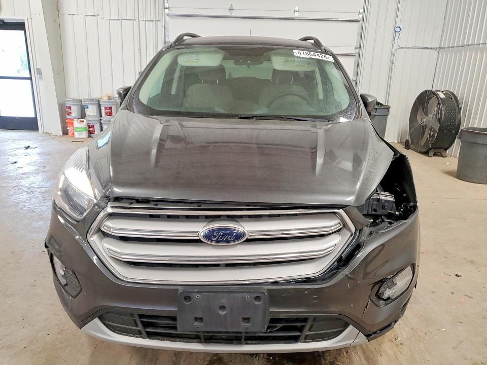 2018 Ford Escape მანქანა იყიდება აუქციონზე, vin: 1FMCU0GD9JUB76254, აუქციონის ნომერი: 51864426
