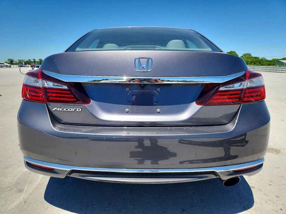 Продаж на аукціоні авто 2017 Honda Accord, vin: 1HGCR2F39HA262557, номер лоту: 53815516