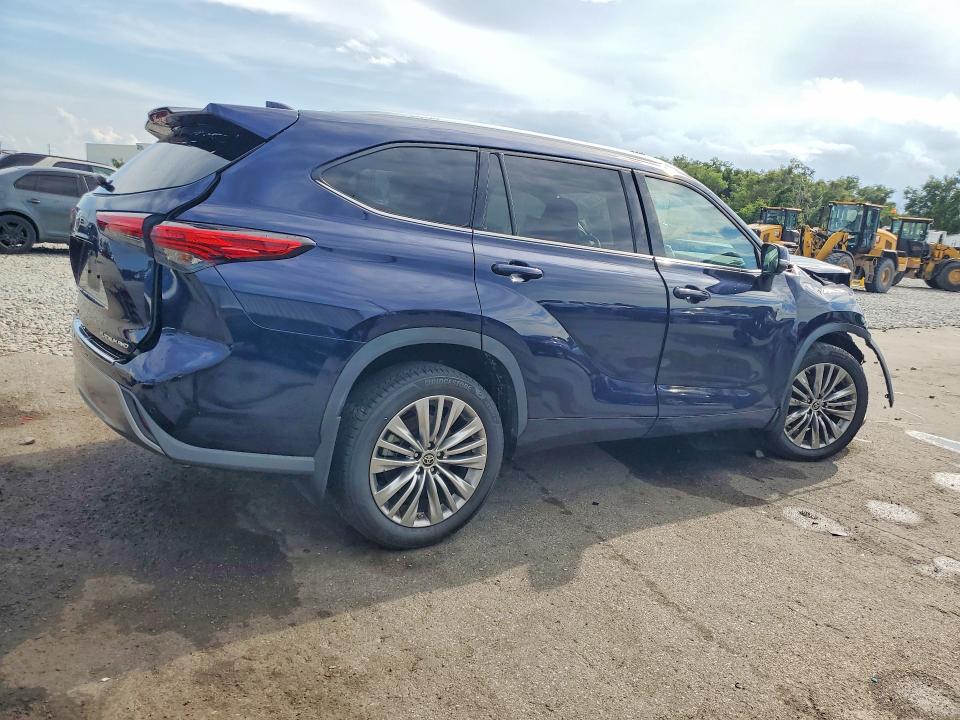 2022 Toyota Highlander მანქანა იყიდება აუქციონზე, vin: 5TDFZRBH2NS221580, აუქციონის ნომერი: 54261106