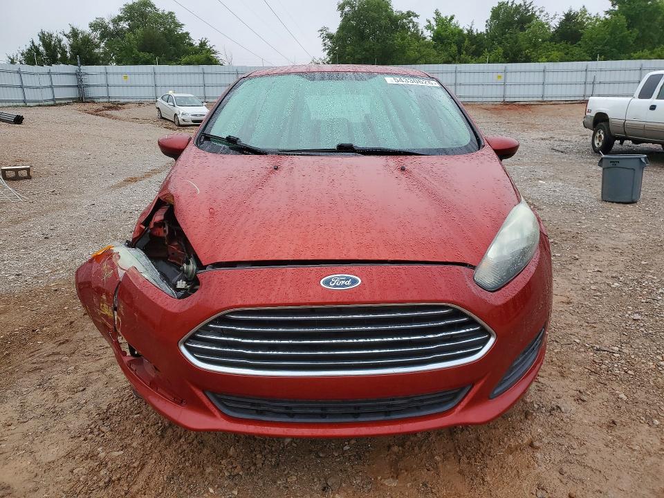 54330626 :رقم المزاد ، 3FADP4EJ4JM102105 vin ، 2018 Ford Fiesta مزاد بيع