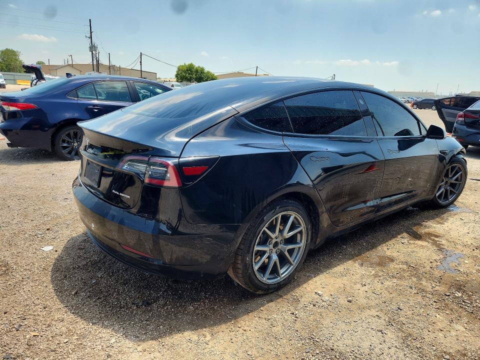 53322496 :رقم المزاد ، 5YJ3E1EB5NF289593 vin ، 2022 Tesla Model 3 مزاد بيع