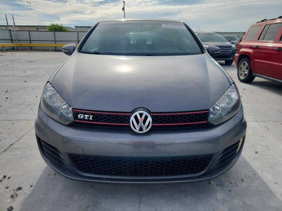 55388256 :رقم المزاد ، WVWEV7AJ1BW212364 vin ، 2011 Volkswagen Gti مزاد بيع