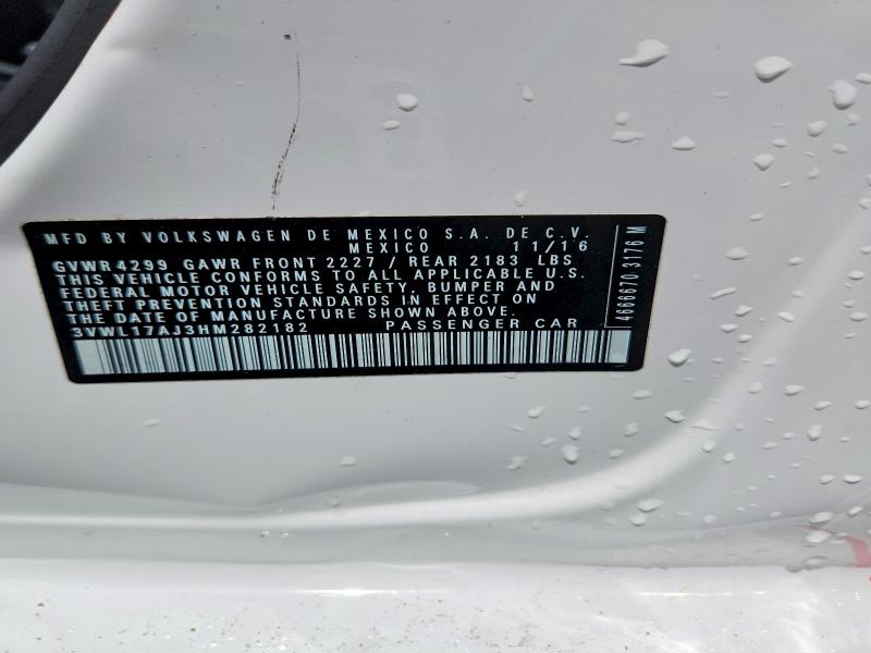 52765586 :رقم المزاد ، 3VWL17AJ3HM282182 vin ، 2017 Volkswagen Jetta مزاد بيع