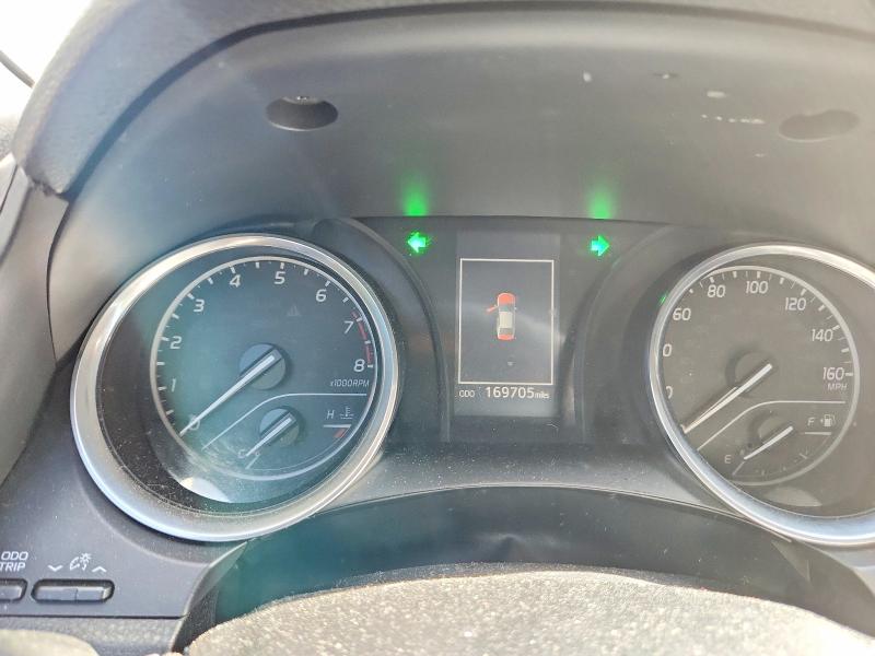 53505626 :رقم المزاد ، 4T1B11HK4JU598391 vin ، 2018 Toyota Camry مزاد بيع