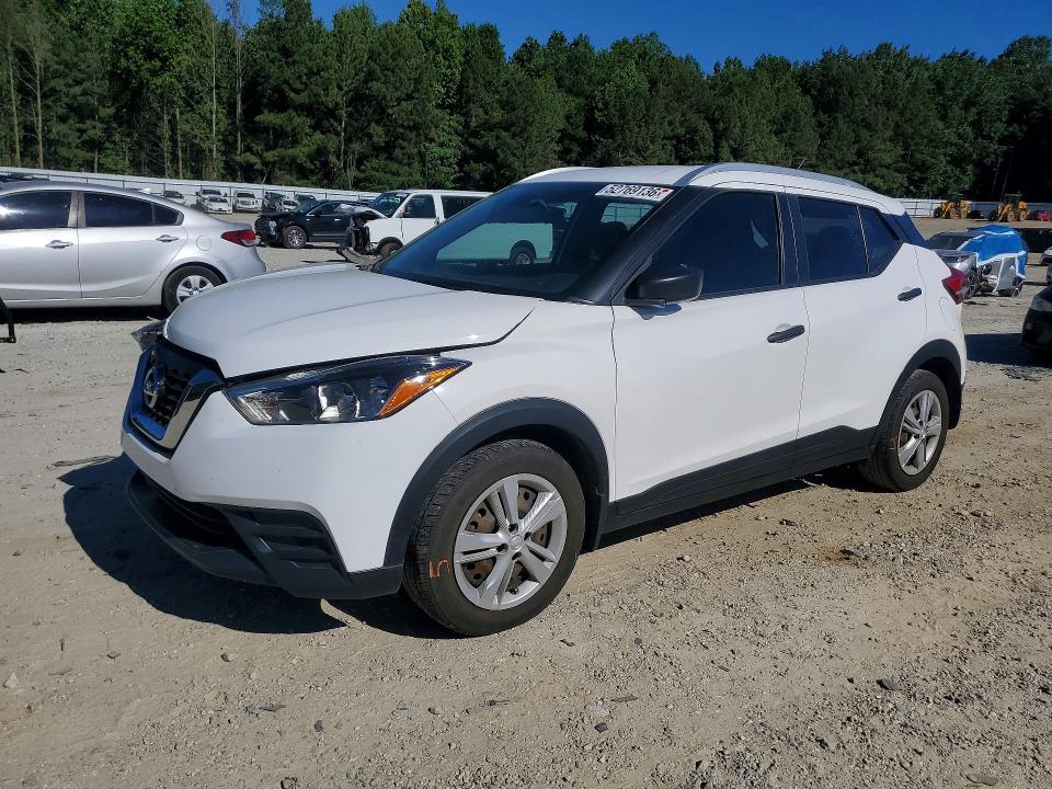 2018 Nissan Kicks მანქანა იყიდება აუქციონზე, vin: 3N1CP5CU4JL531598, აუქციონის ნომერი: 52769136