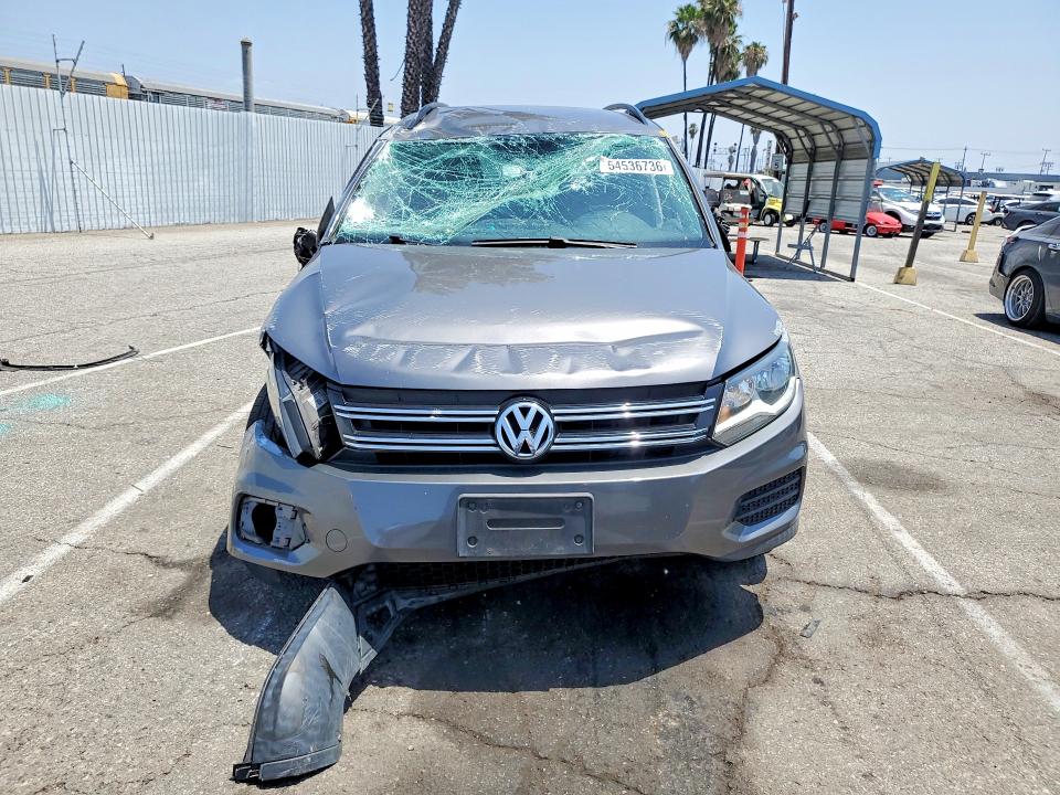 54536736 :رقم المزاد ، WVGAV7AX6FW524197 vin ، 2015 Volkswagen Tiguan مزاد بيع