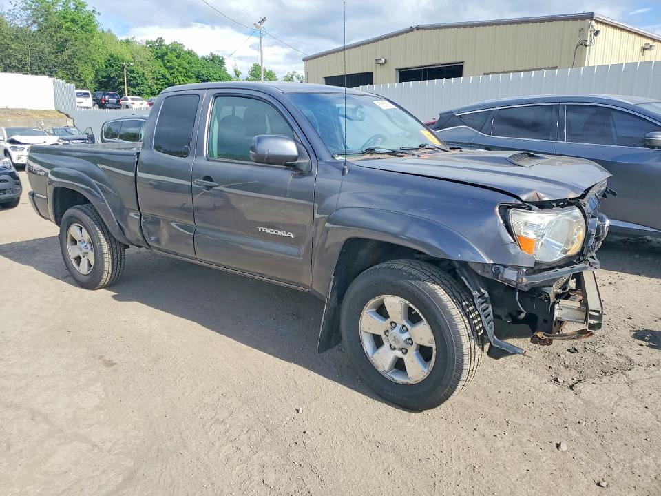 55557536 :رقم المزاد ، 5TFUU4EN6BX022077 vin ، 2011 Toyota Tacoma مزاد بيع