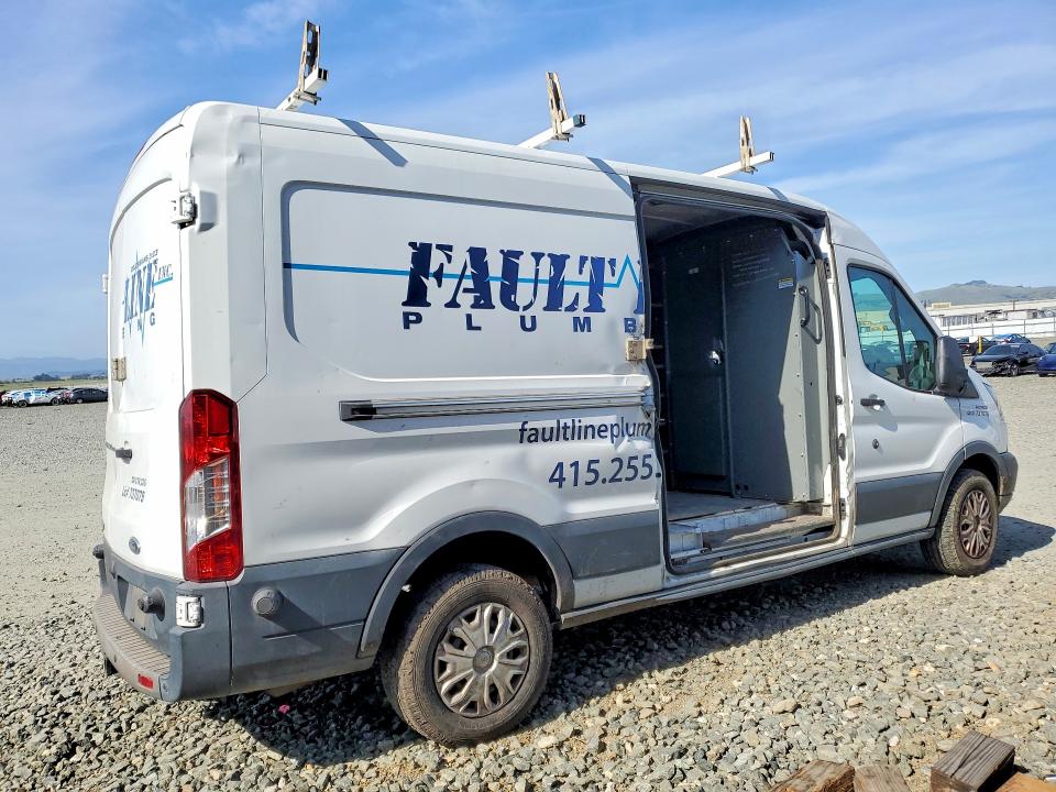 52925046 :رقم المزاد ، 1FTYR2CV6GKB43965 vin ، 2016 Ford Transit مزاد بيع