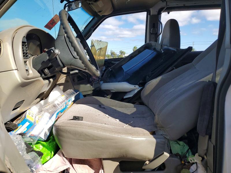 Продажа на аукционе авто 2000 Chevrolet Astro, vin: 1GNDM19W3YB102113, номер лота: 52490696