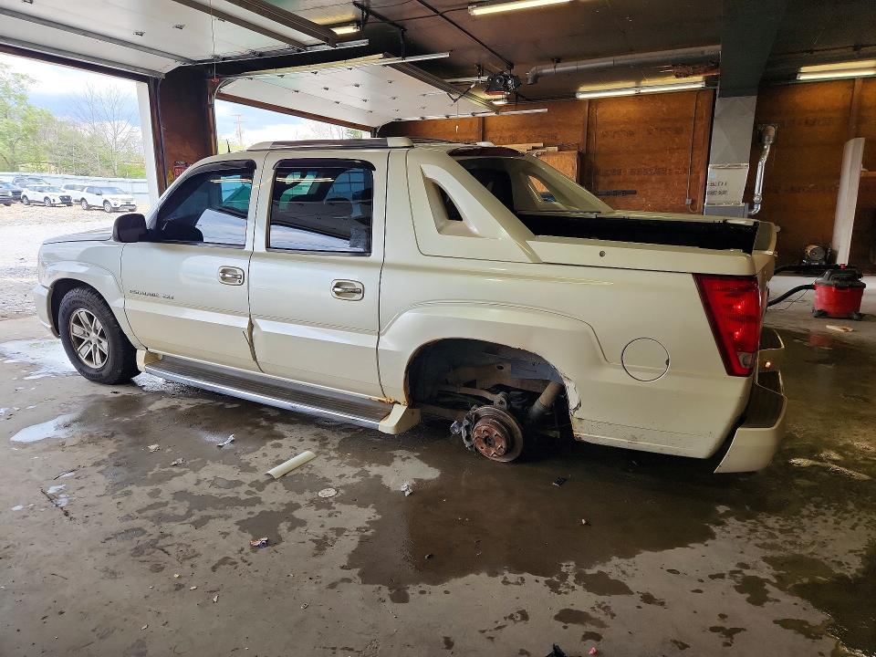 Продажа на аукционе авто 2002 Cadillac Escalade, vin: 3GYEK63N82G204158, номер лота: 52144486