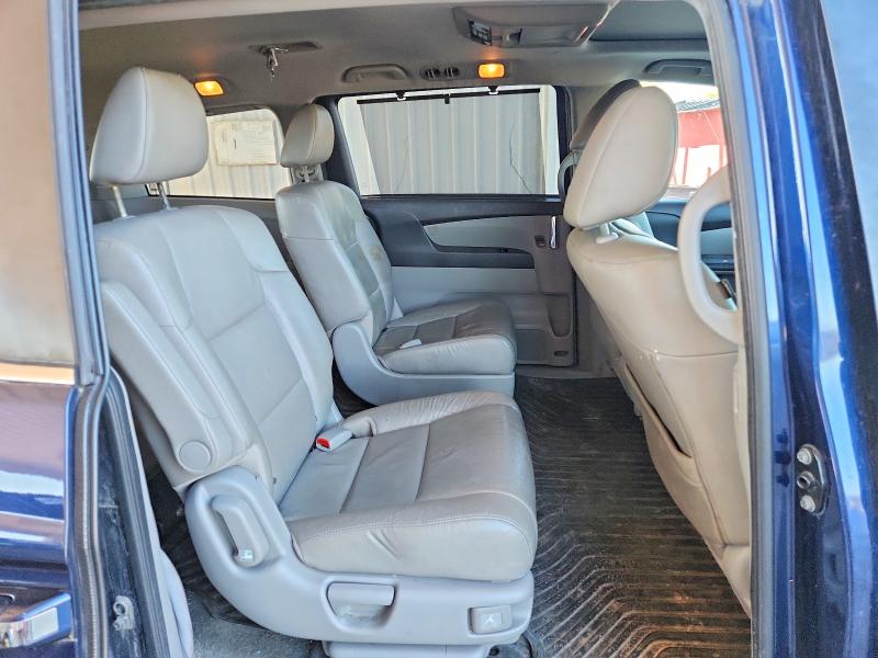 52738116 :رقم المزاد ، 5FNRL5H61FB102003 vin ، 2015 Honda Odyssey مزاد بيع