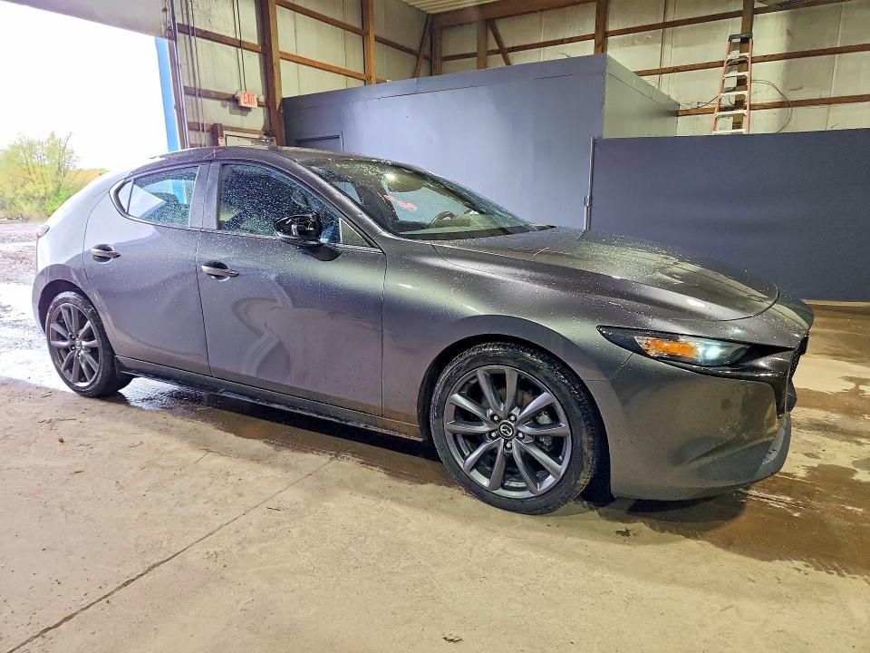 Продаж на аукціоні авто 2019 Mazda 3, vin: JM1BPAMM6K1121068, номер лоту: 52021136
