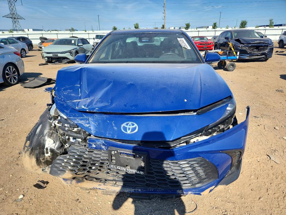 55033406 :رقم المزاد ، 4T1DBADK3SU016925 vin ، 2025 Toyota Camry مزاد بيع