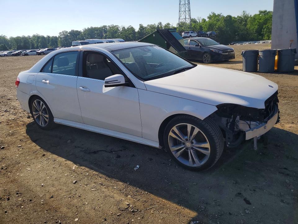 54304656 :رقم المزاد ، WDDHF8JB9FB161370 vin ، 2015 Mercedes-benz E مزاد بيع