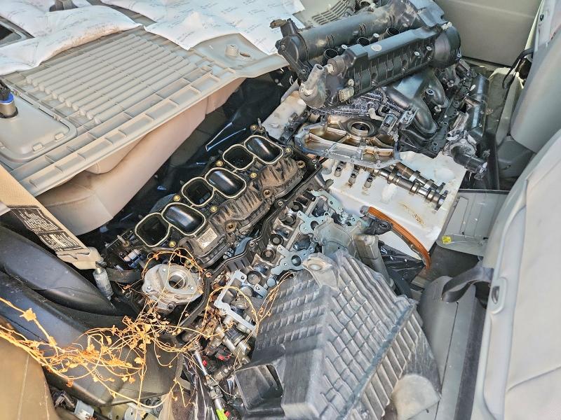 55534336 :رقم المزاد ، KNDMB5C11F6021166 vin ، 2015 Kia Sedona مزاد بيع