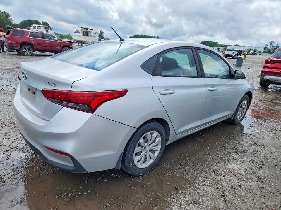Продажа на аукционе авто 2018 Hyundai Accent, vin: 3KPC24A37JE025459, номер лота: 52643116