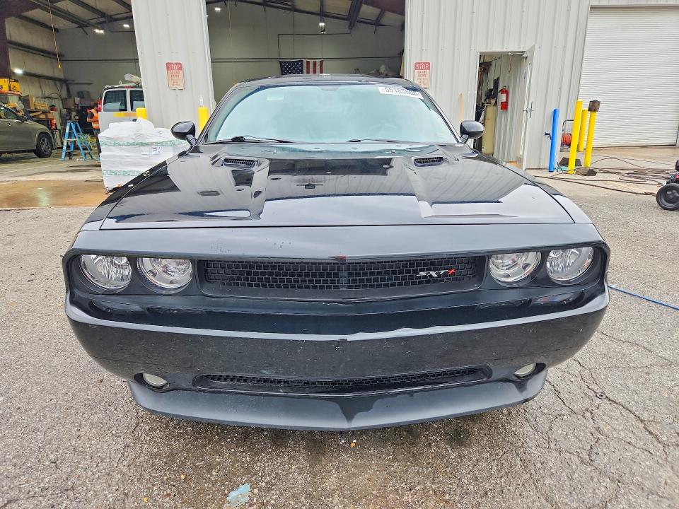 55185606 :رقم المزاد ، 2C3CDYAG6CH217424 vin ، 2012 Dodge Challenger مزاد بيع