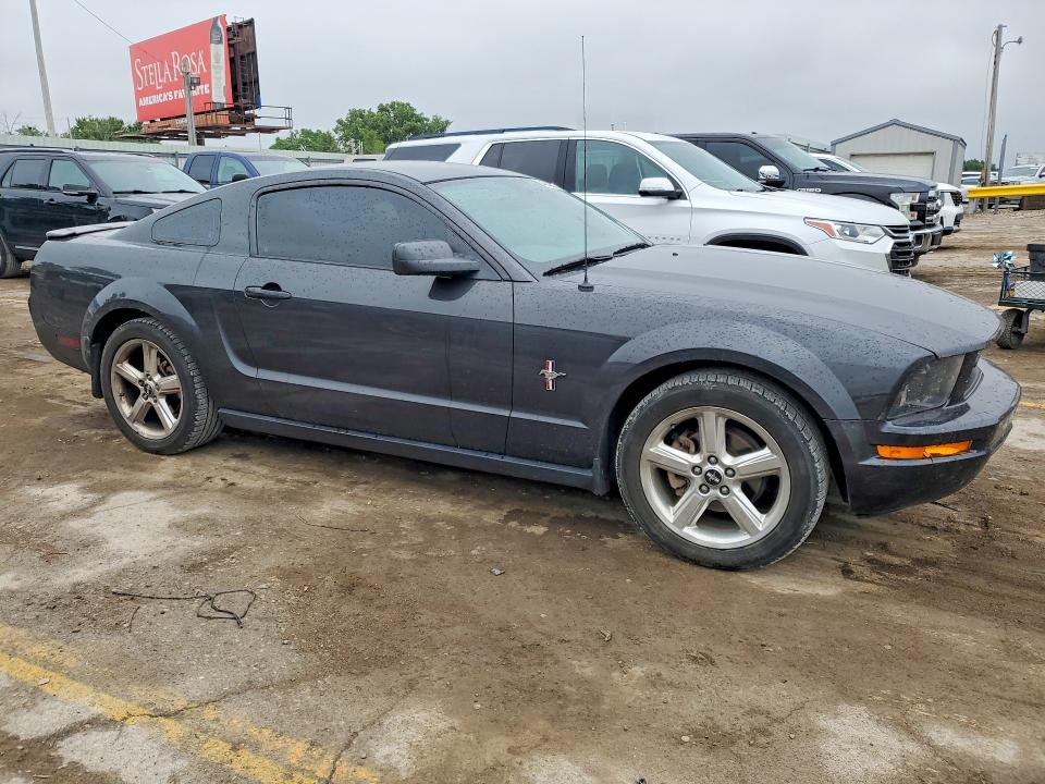 54208826 :رقم المزاد ، 1ZVHT80N485152654 vin ، 2008 Ford Mustang مزاد بيع