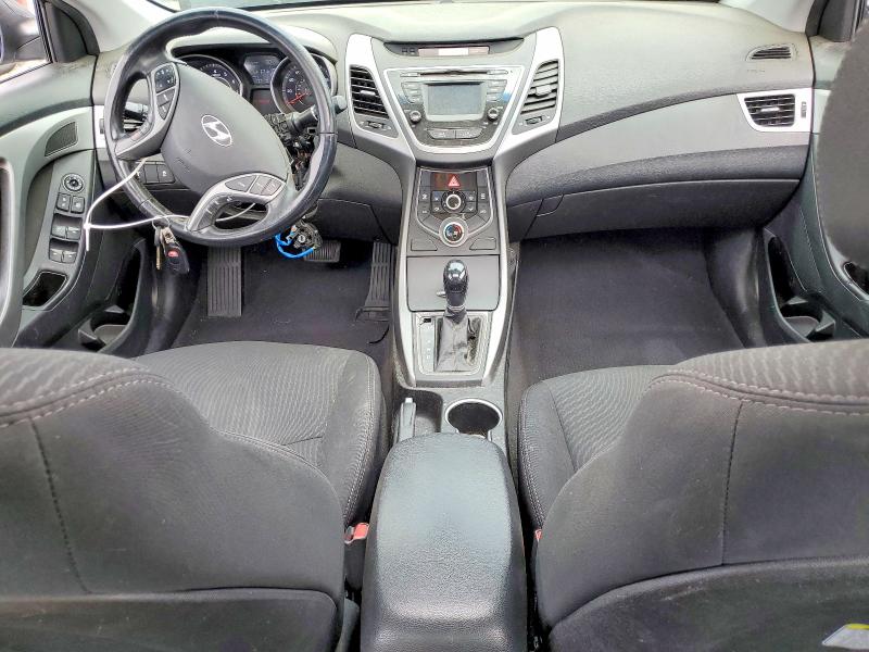 52332056 :رقم المزاد ، 5NPDH4AE6FH599378 vin ، 2015 Hyundai Elantra مزاد بيع