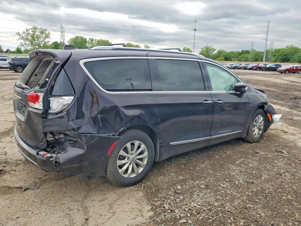 54162016 :رقم المزاد ، 2C4RC1BG0KR549043 vin ، 2019 Chrysler Pacifica مزاد بيع