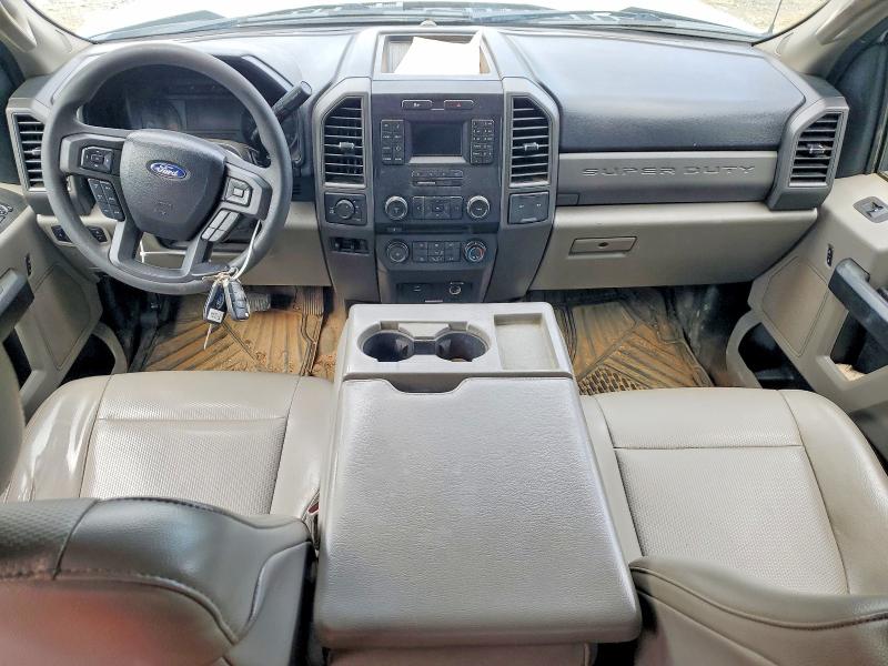 53543816 :رقم المزاد ، 1FD8X3F64HED46350 vin ، 2017 Ford F350 مزاد بيع