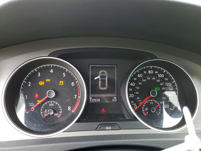 55118606 :رقم المزاد ، 3VW217AU2HM062103 vin ، 2017 Volkswagen Golf مزاد بيع