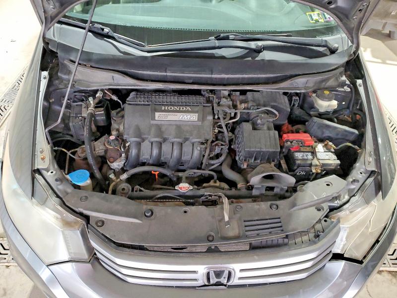 53381896 :رقم المزاد ، JHMZE2H78AS004520 vin ، 2010 Honda Insight مزاد بيع