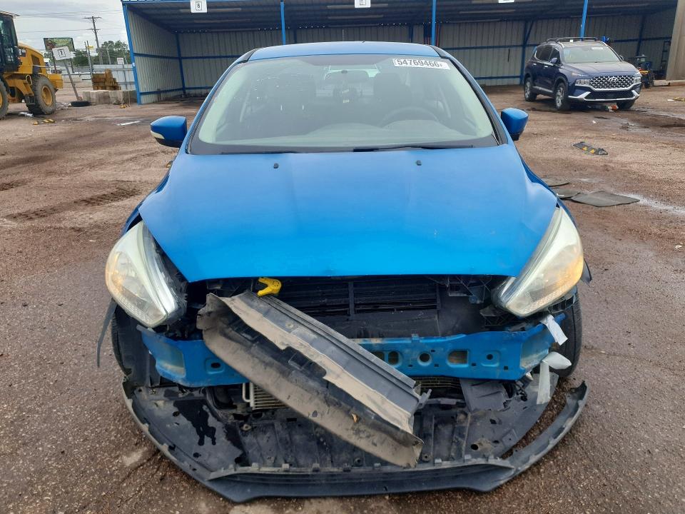 54769466 :رقم المزاد ، 1FADP3F2XFL300083 vin ، 2015 Ford Focus مزاد بيع