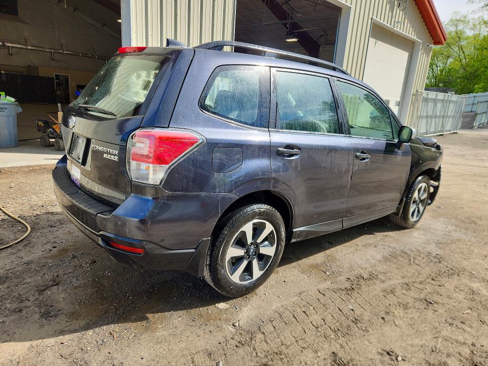 Продажа на аукционе авто 2018 Subaru Forester, vin: JF2SJABC5JH403382, номер лота: 54279956