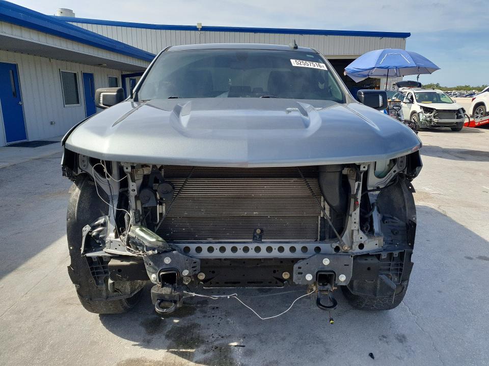 52557516 :رقم المزاد ، 1GCRYDED0LZ136308 vin ، 2020 Chevrolet Silverado مزاد بيع