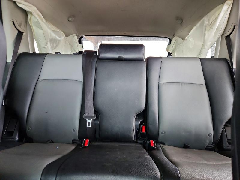52585666 :رقم المزاد ، JTEZU5JRXJ5190654 vin ، 2018 Toyota 4runner مزاد بيع