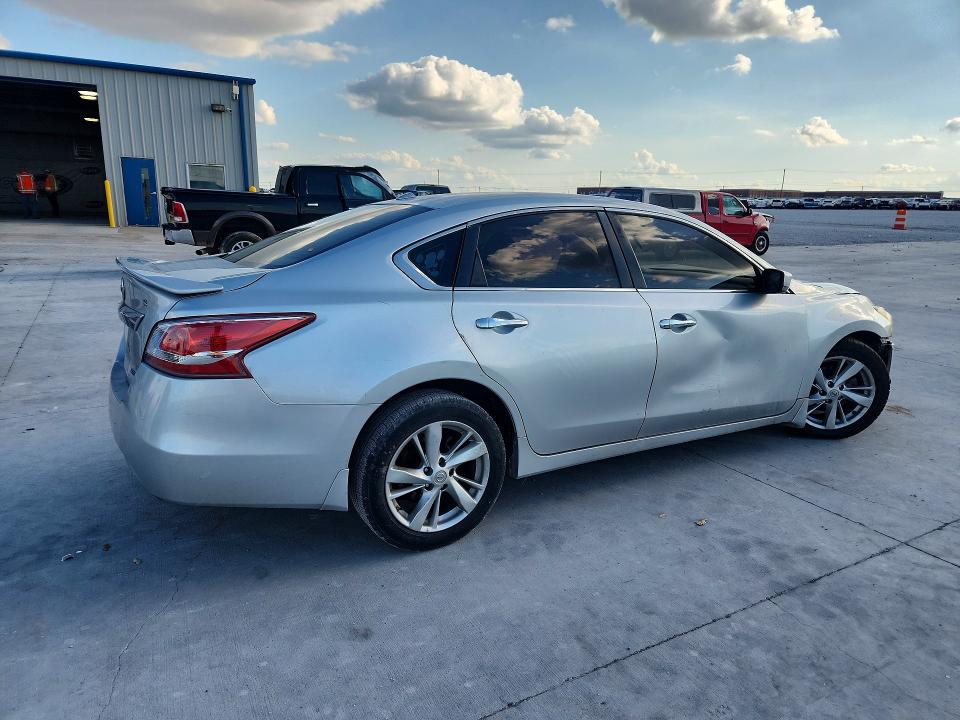 2013 Nissan Altima მანქანა იყიდება აუქციონზე, vin: 1N4AL3APXDC260330, აუქციონის ნომერი: 53200696