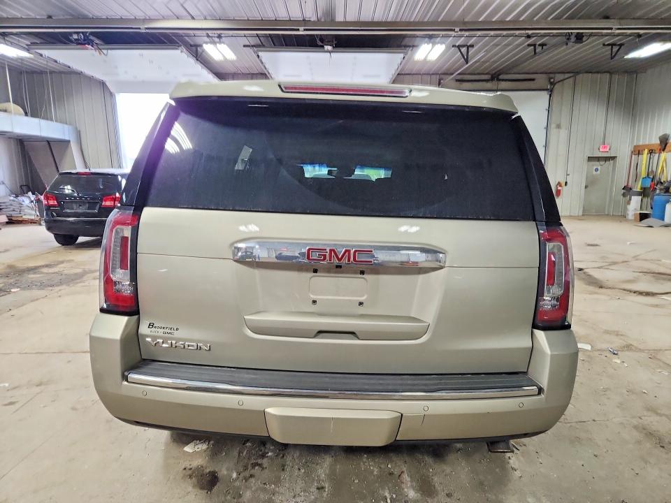 52948386 :رقم المزاد ، 1GKS2CKJ2GR408066 vin ، 2016 Gmc Yukon مزاد بيع