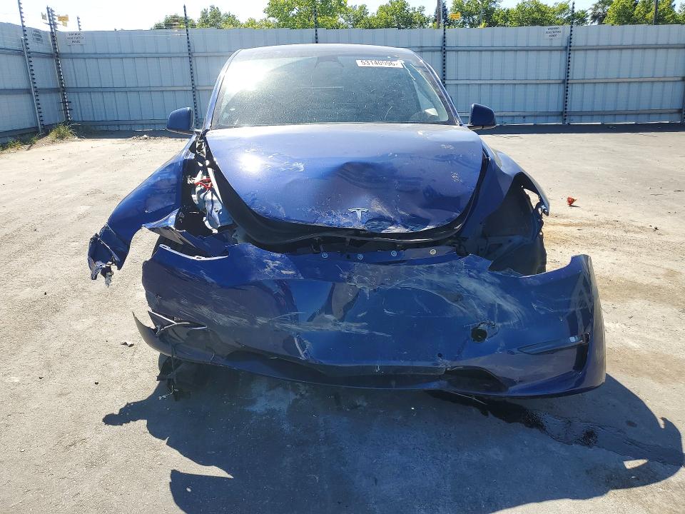 53140096 :رقم المزاد ، 5YJYGDEE9MF114886 vin ، 2021 Tesla Model Y مزاد بيع