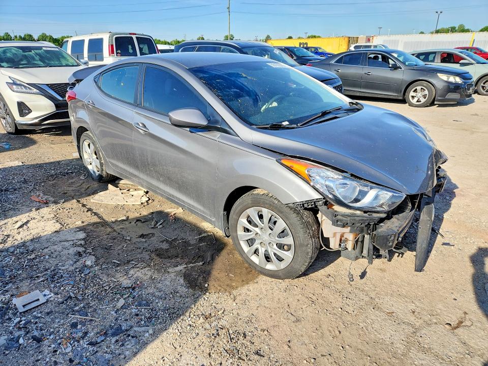 2013 Hyundai Elantra მანქანა იყიდება აუქციონზე, vin: 5NPDH4AE6DH330262, აუქციონის ნომერი: 55192316