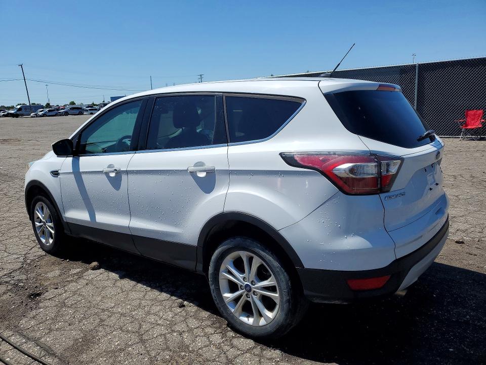 55176576 :رقم المزاد ، 1FMCU9GD7HUB27259 vin ، 2017 Ford Escape مزاد بيع
