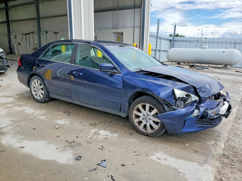 55378286 :رقم المزاد ، 1HGCM66417A087508 vin ، 2007 Honda Accord مزاد بيع