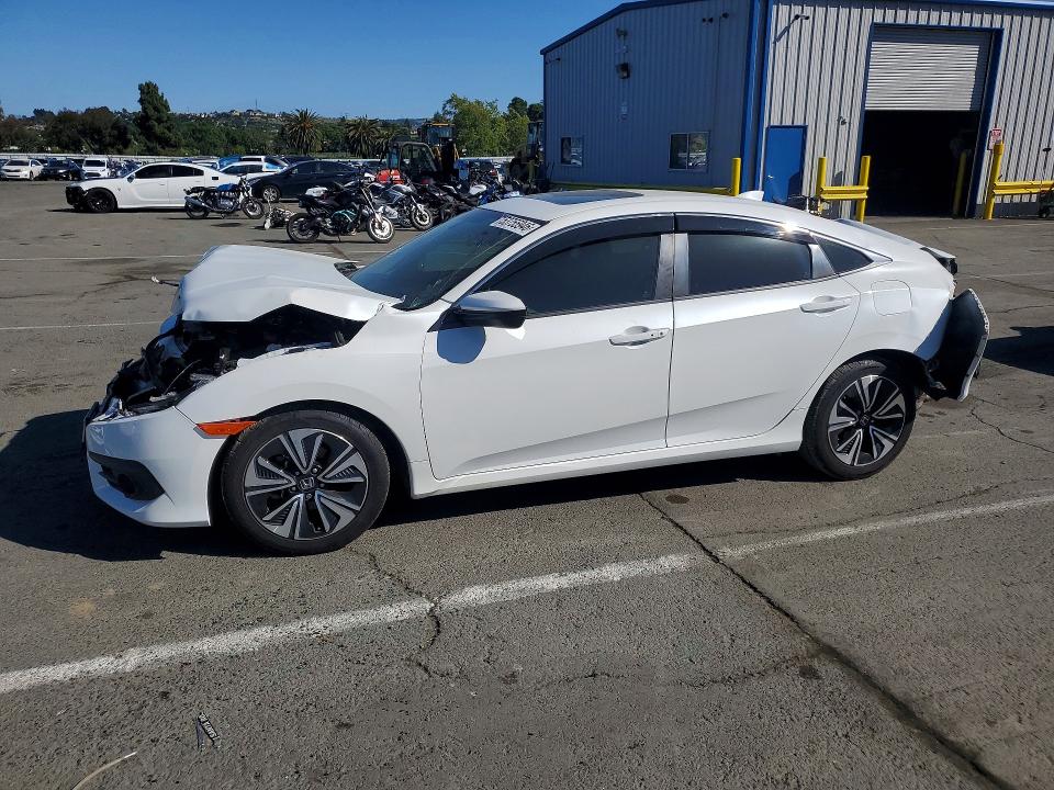 Продажа на аукционе авто 2018 Honda Civic, vin: JHMFC1F75JX004287, номер лота: 53755946