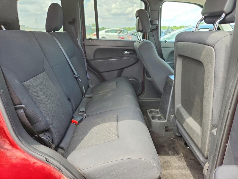 54281886 :رقم المزاد ، 1C4PJMAK5CW158984 vin ، 2012 Jeep Liberty مزاد بيع