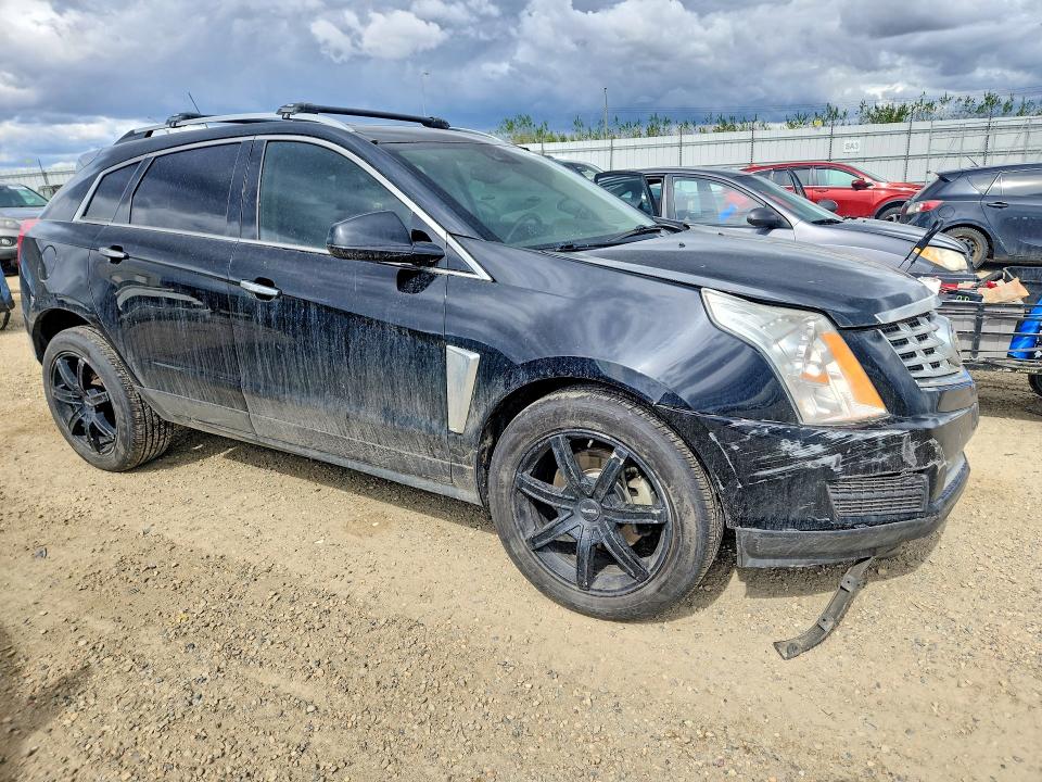 54463066 :رقم المزاد ، 3GYFNEE34FS586371 vin ، 2015 Cadillac Srx مزاد بيع