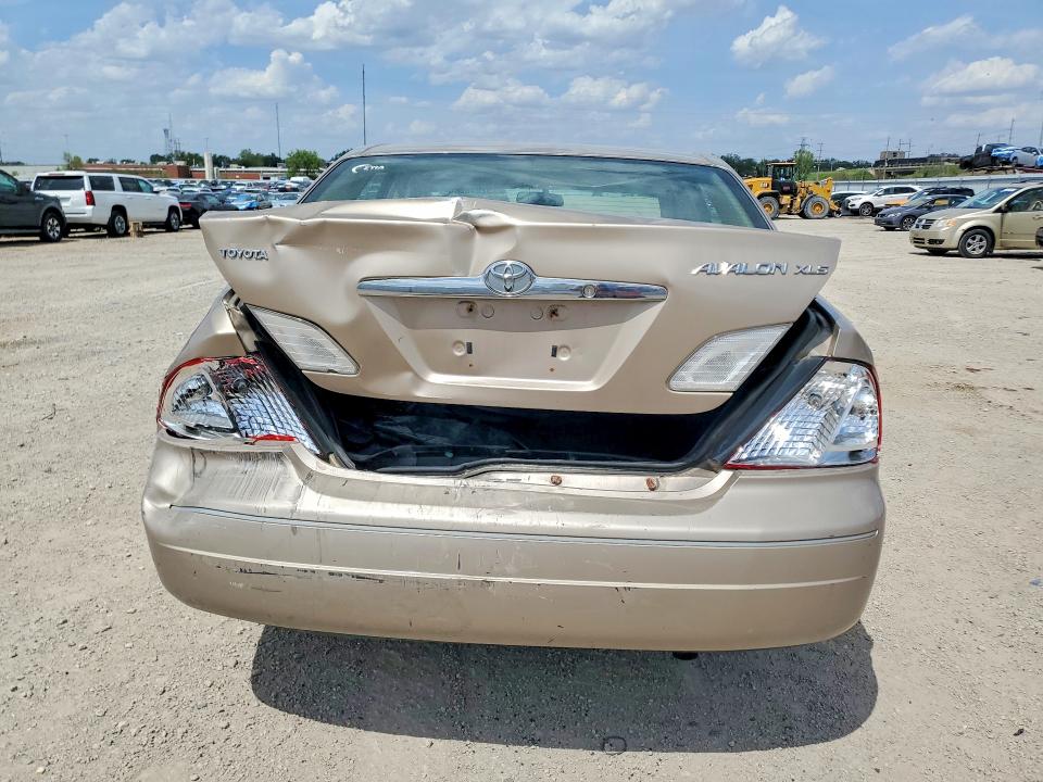 52046246 :رقم المزاد ، 4T1BF28B51U158140 vin ، 2001 Toyota Avalon مزاد بيع