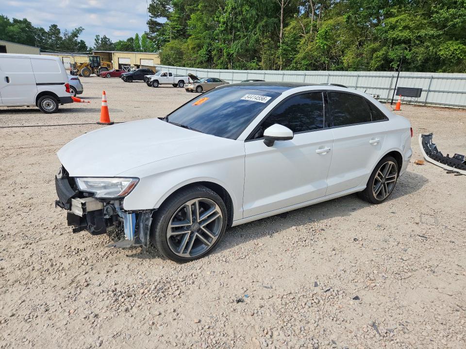 Продажа на аукционе авто 2018 Audi A3, vin: WAUB8GFF0J1041100, номер лота: 54414556
