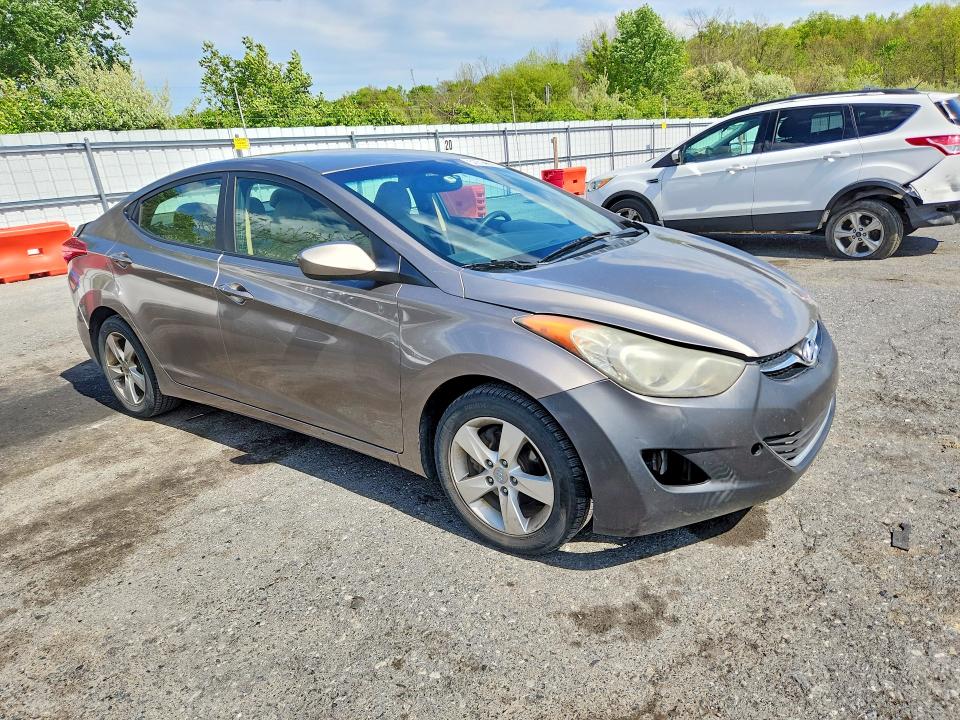52814836 :رقم المزاد ، 5NPDH4AE4CH064710 vin ، 2012 Hyundai Elantra مزاد بيع
