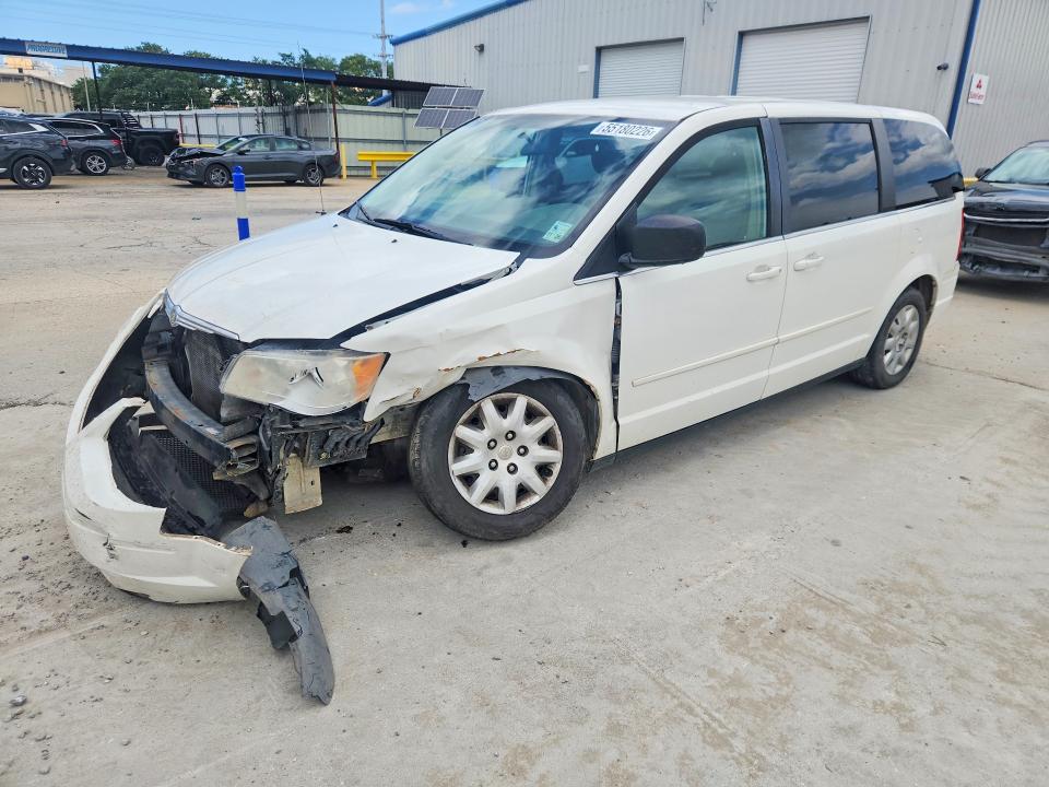 Auction sale of the 2009 Chrysler Town & Country, vin: 2A8HR44E29R655973, lot number: 55180226
