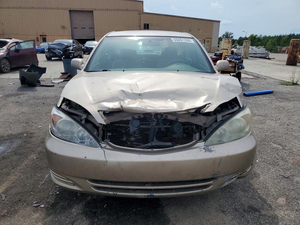 55281356 :رقم المزاد ، 4T1BE32KX4U804259 vin ، 2004 Toyota Camry مزاد بيع