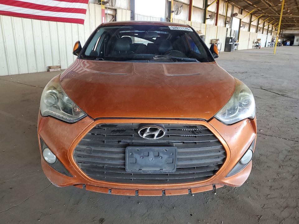 2013 Hyundai Veloster მანქანა იყიდება აუქციონზე, vin: KMHTC6AE6DU135821, აუქციონის ნომერი: 52011176